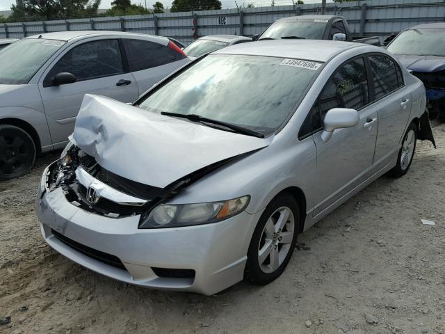 19XFA1F61AE059446 - 2010 HONDA CIVIC SILVER photo 2