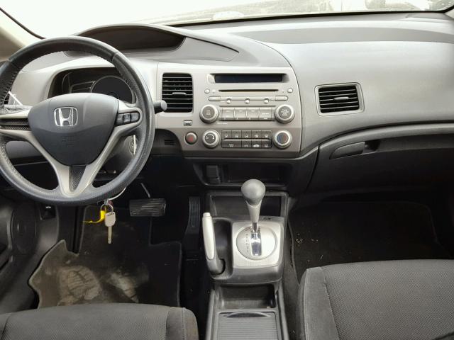 19XFA1F61AE059446 - 2010 HONDA CIVIC SILVER photo 9