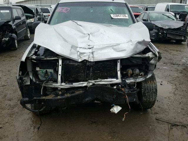 1GNDT13S982250260 - 2008 CHEVROLET TRAILBLAZE SILVER photo 9