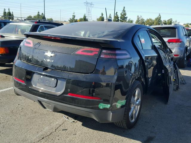 1G1RD6E4XFU142750 - 2015 CHEVROLET VOLT BLACK photo 4