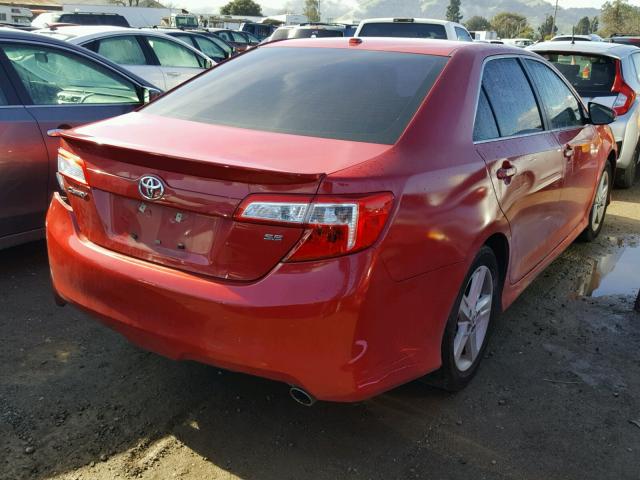 4T1BF1FK2CU567812 - 2012 TOYOTA CAMRY SE RED photo 4