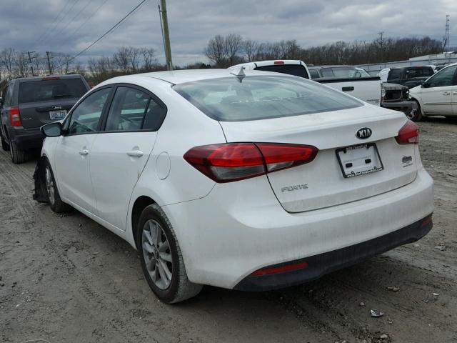 3KPFL4A79HE077957 - 2017 KIA FORTE LX WHITE photo 3