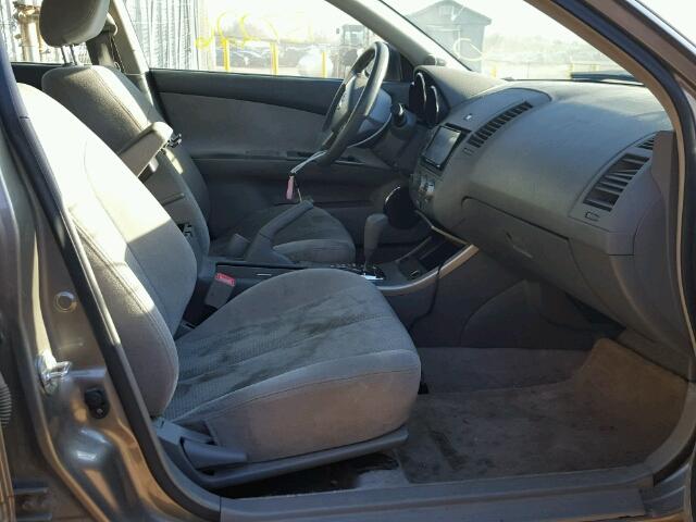 1N4AL11D65N448939 - 2005 NISSAN ALTIMA S BEIGE photo 5