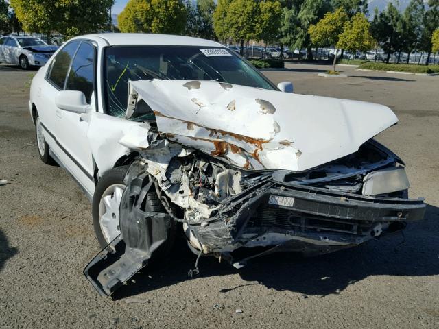 1HGCD5639TA283207 - 1996 HONDA ACCORD LX WHITE photo 1