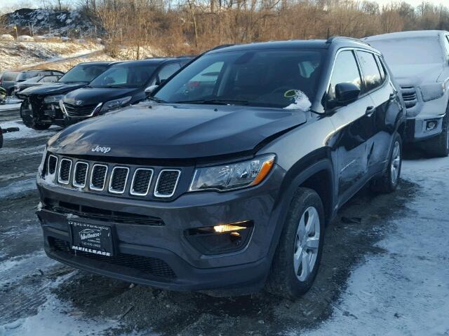 3C4NJDBB3JT142873 - 2018 JEEP COMPASS LA GRAY photo 2