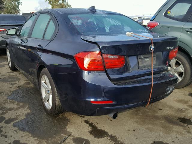 WBA3B1C52EP678829 - 2014 BMW 320 I BLUE photo 3