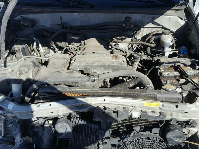 5TDBT44A15S257330 - 2005 TOYOTA SEQUOIA SR SILVER photo 7