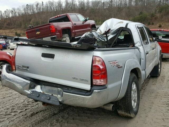 5TELU42N86Z154451 - 2006 TOYOTA TACOMA DOU SILVER photo 4