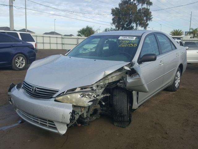 4T1BE32K26U726398 - 2006 TOYOTA CAMRY LE SILVER photo 2