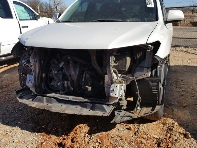 5TDZA3EH6BS016773 - 2011 TOYOTA HIGHLANDER WHITE photo 9