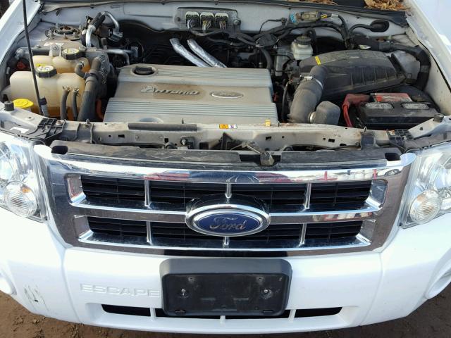 1FMCU49H68KA63312 - 2008 FORD ESCAPE HEV WHITE photo 7