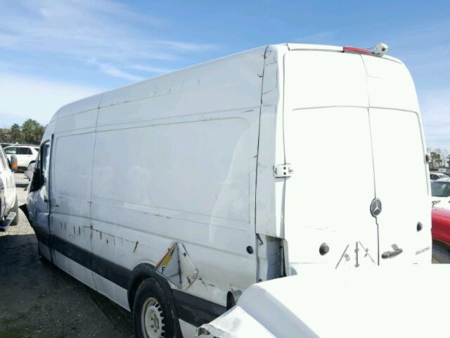 WD3PE8DE7E5855058 - 2014 MERCEDES-BENZ SPRINTER 2 WHITE photo 3