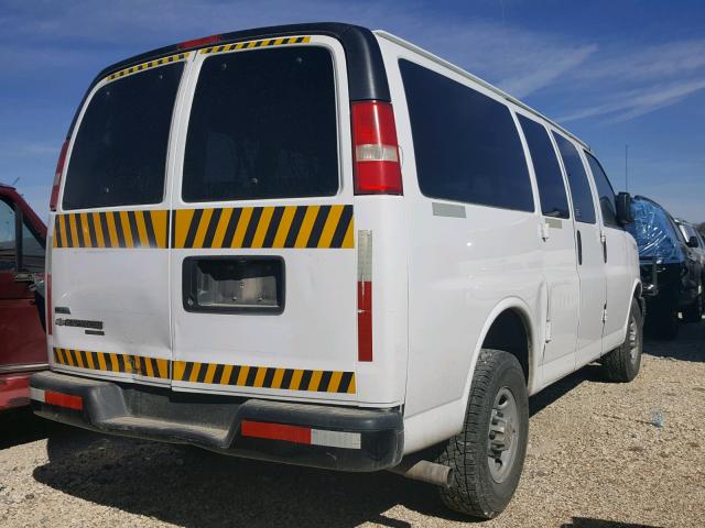 1GNZGXFA4C1119364 - 2012 CHEVROLET EXPRESS G3 WHITE photo 4