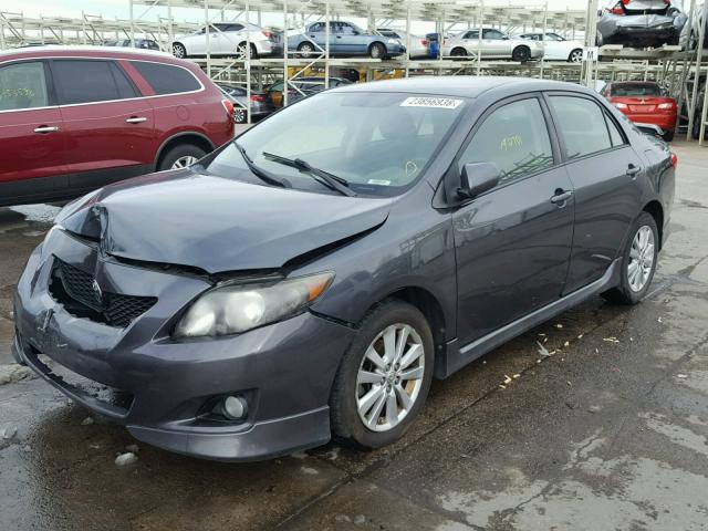 1NXBU4EE3AZ219663 - 2010 TOYOTA COROLLA BA GRAY photo 2