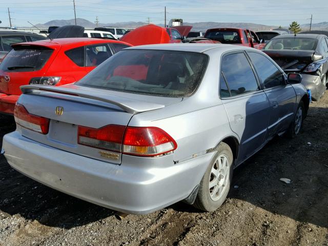 1HGCG56792A124597 - 2002 HONDA ACCORD SE SILVER photo 4