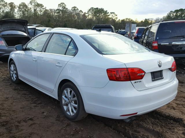 3VWD17AJ0EM218357 - 2014 VOLKSWAGEN JETTA SE WHITE photo 3