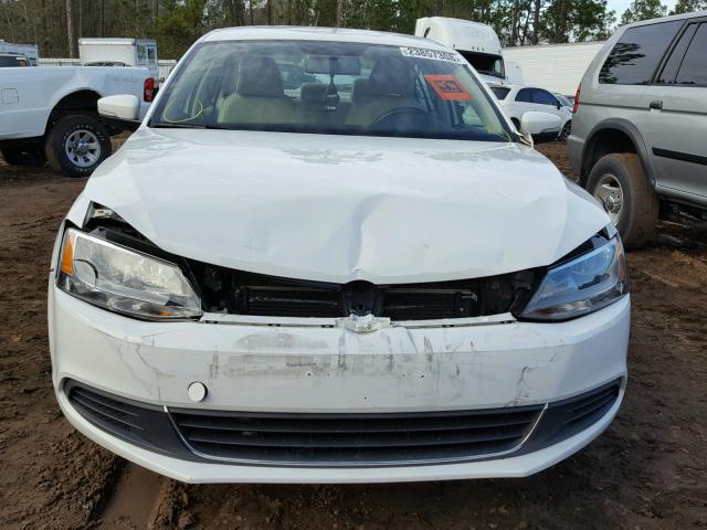 3VWD17AJ0EM218357 - 2014 VOLKSWAGEN JETTA SE WHITE photo 9