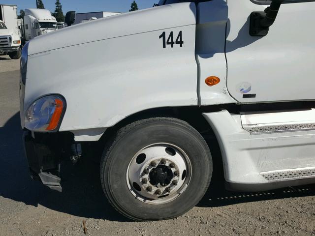 1FUJGLDR6ALAS9850 - 2010 FREIGHTLINER CASCADIA 1 WHITE photo 9