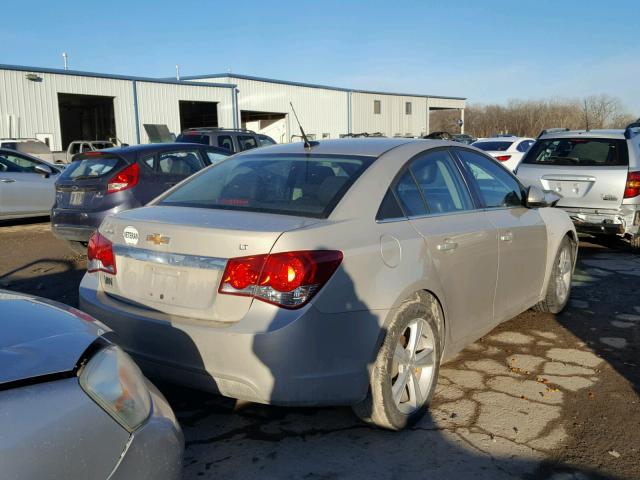 1G1PG5SC1C7257610 - 2012 CHEVROLET CRUZE LT GOLD photo 4