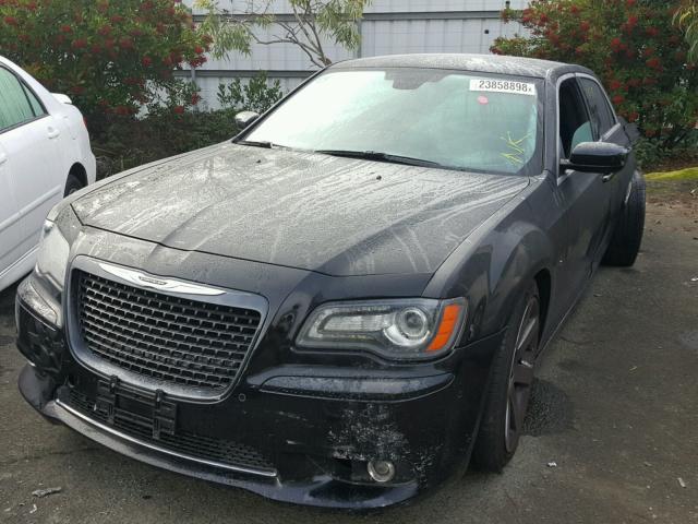 2C3CCAFJ0CH801557 - 2012 CHRYSLER 300 SRT-8 BLACK photo 2