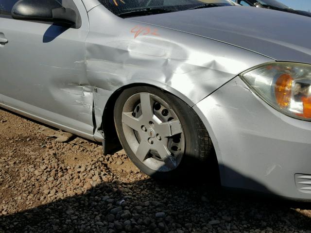 1G1AK55F477123299 - 2007 CHEVROLET COBALT LS SILVER photo 9