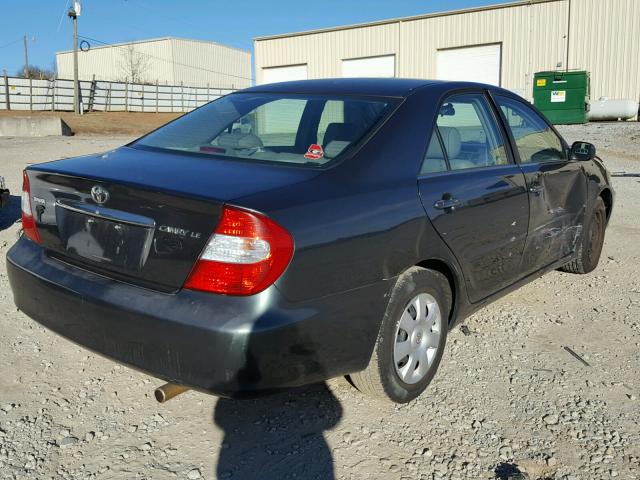 4T1BE32K42U593847 - 2002 TOYOTA CAMRY LE GREEN photo 4