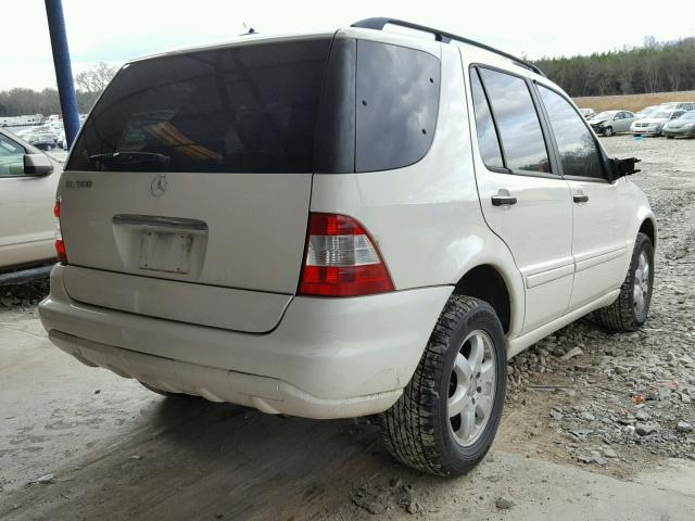 4JGAB75E02A328412 - 2002 MERCEDES-BENZ ML 500 WHITE photo 4