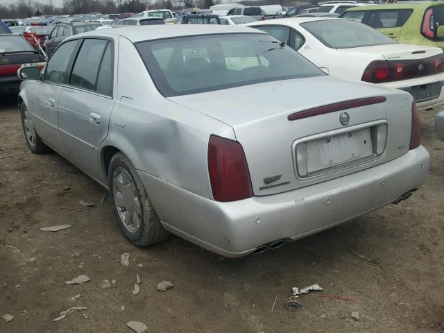 1G6KF5799YU260560 - 2000 CADILLAC DEVILLE DT SILVER photo 3