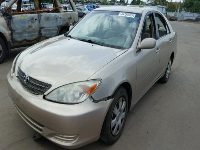 4T1BE32K72U528507 - 2002 TOYOTA CAMRY LE TAN photo 2