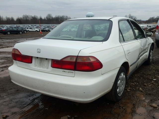 1HGCG5640WA018373 - 1998 HONDA ACCORD LX WHITE photo 4