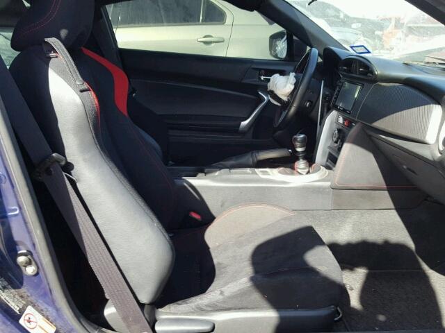 JF1ZNAA10G9705575 - 2016 TOYOTA SCION FR-S ლურჯი ფოტო 5