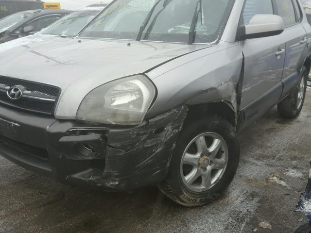 KM8JN12D35U109754 - 2005 HYUNDAI TUCSON GLS SILVER photo 9