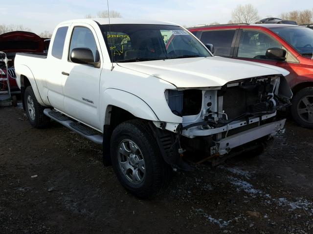 5TETU62N48Z490628 - 2008 TOYOTA TACOMA PRE WHITE photo 1