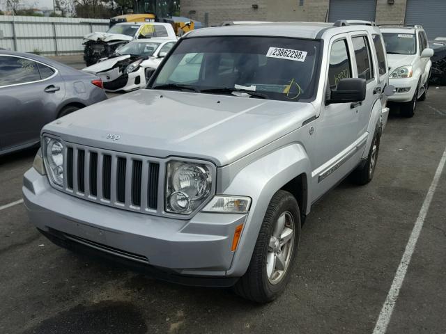 1J4PN5GK7AW119869 - 2010 JEEP LIBERTY LI SILVER photo 2