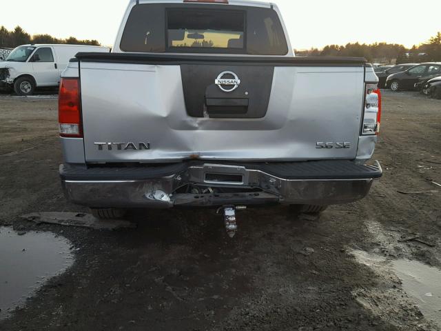 1N6BA07A56N538402 - 2006 NISSAN TITAN XE SILVER photo 9