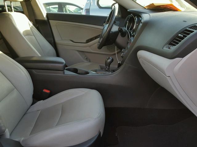 5XXGN4A7XDG241359 - 2013 KIA OPTIMA EX SILVER photo 5