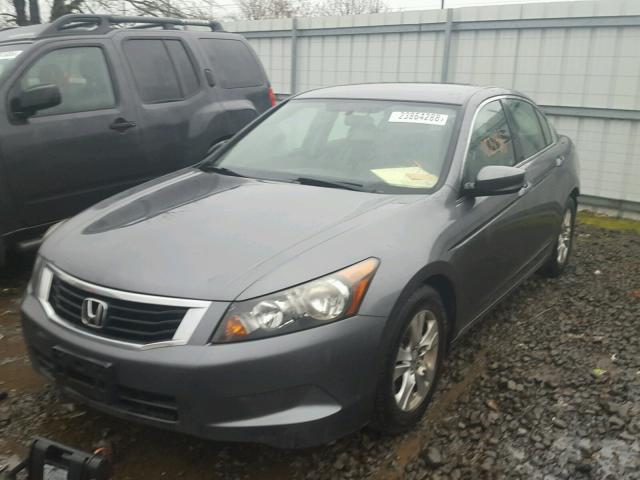 JHMCP26498C015488 - 2008 HONDA ACCORD LXP GRAY photo 2