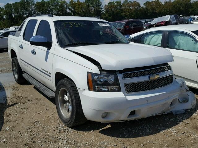 3GNNCGE05AG111050 - 2010 CHEVROLET AVALANCHE WHITE photo 1