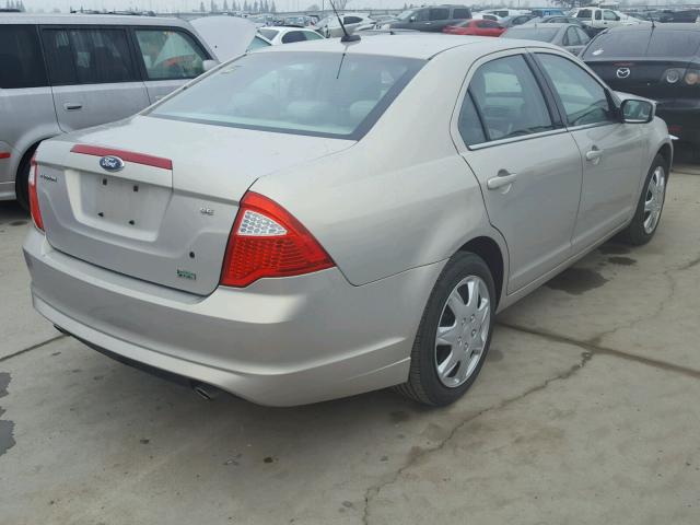 3FAHP0HGXAR362392 - 2010 FORD FUSION SE TAN photo 4