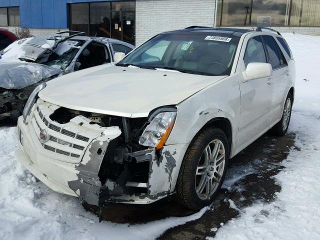 1GYEE437380129671 - 2008 CADILLAC SRX WHITE photo 2