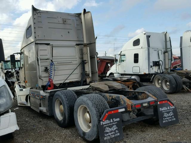 4V4NC9GH87N452356 - 2007 VOLVO VN VNL GRAY photo 3