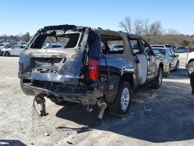 1GNSCJKC7FR154861 - 2015 CHEVROLET SUBURBAN C BLACK photo 4