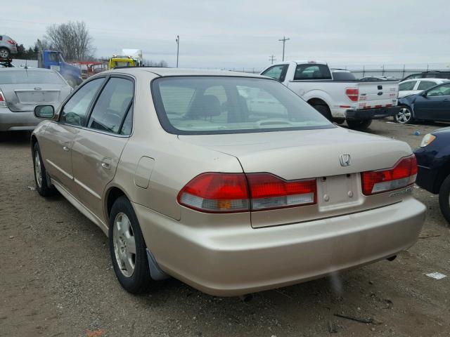 1HGCG16562A037909 - 2002 HONDA ACCORD EX GOLD photo 3