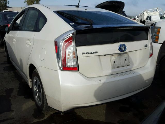 JTDKN3DU2F1953143 - 2015 TOYOTA PRIUS WHITE photo 3