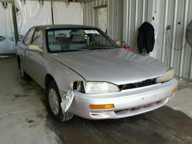 4T1SK12E3SU605767 - 1995 TOYOTA CAMRY LE BEIGE photo 1