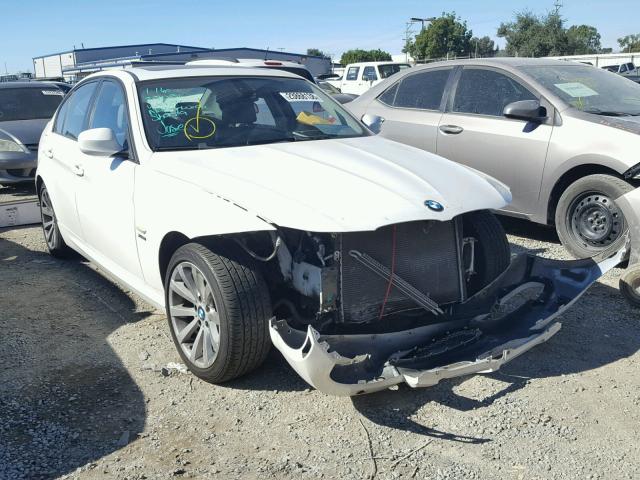 WBAPK73599A455667 - 2009 BMW 328 XI WHITE photo 1