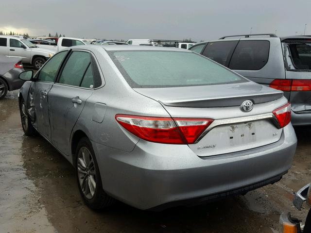 4T1BF1FK4GU539371 - 2016 TOYOTA CAMRY LE SILVER photo 3