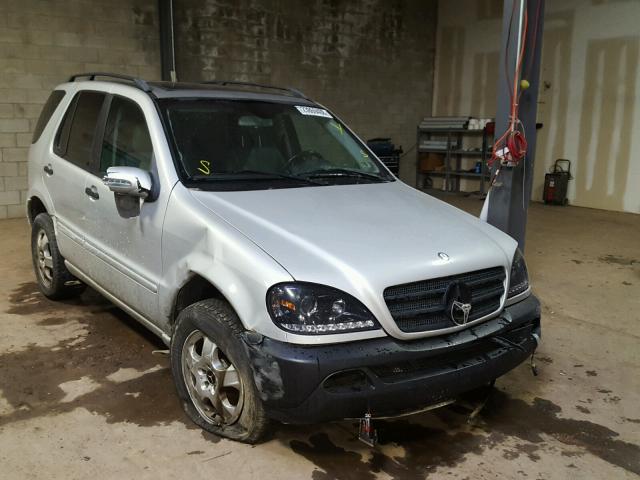 4JGAB54E62A346905 - 2002 MERCEDES-BENZ ML 320 SILVER photo 1