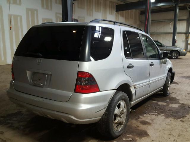 4JGAB54E62A346905 - 2002 MERCEDES-BENZ ML 320 SILVER photo 4