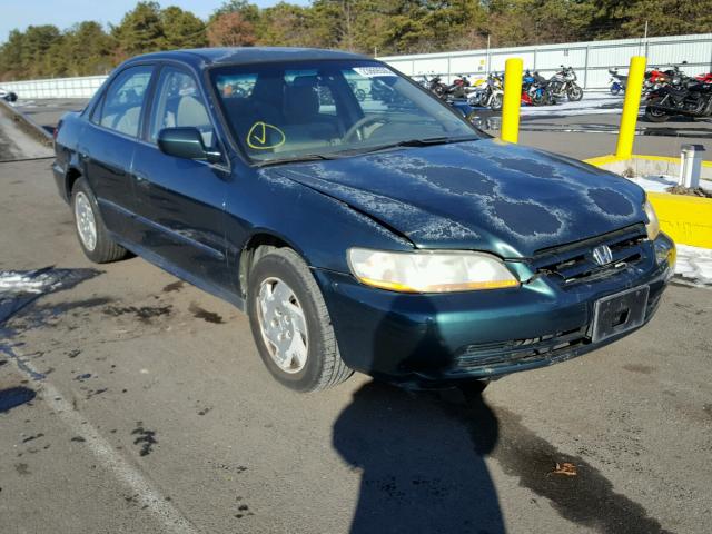 1HGCG16492A069566 - 2002 HONDA ACCORD LX GREEN photo 1